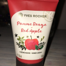 Swatch de mkxnoemie : Crème Mains Pomme Rouge, Yves Rocher