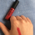 Swatch de sofia.alvs : Soft matte lip cream, NYX