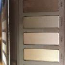 Swatch de 2filou7 : Naked Basics Palette de fards à paupières, Urban Decay