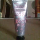 Swatch de 2filou7 : Crème Mains Fleurs de Cerisier, L'Occitane