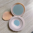 Swatch de Larinepe : Affinitone Poudre Compacte, Gemey-Maybelline