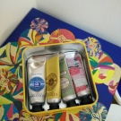 Swatch de tenakow : Crème Mains Karité, L'Occitane