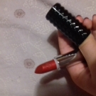 Swatch de Elsa.D : Studded Kiss Lipstick - Rouge à lèvres, Kat Von D
