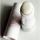 Swatch de Irinly : Stick Lèvres au Cold Cream, Avène
