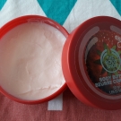 Swatch de Jessi75 : Beurre Corporel Fraise, The Body Shop