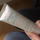 Swatch de Flore_b : Hydrance Optimale Légère, Avène