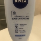 Swatch de Celen : Démaquillant sous la Douche Tous Types de Peaux, Nivea