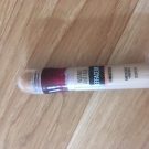 Swatch de Clem8 : Instant Anti Age l'Effaceur Yeux, Maybelline New York