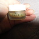 Swatch de ManonPoppy : Baume Lèvres Ultra Nourrissant Rêve de Miel, Nuxe