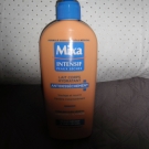 Swatch de ManonPoppy : Lait Corps Réparateur, Mixa