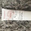 Swatch de Tss_picture : Crème jeunesse des mains, Clarins