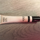 Swatch de Ananasclémentine : Base yeux illuminatrice - Pearly Eye Base, Kiko