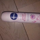 Swatch de Gloglo111 : Anti-Transpirant Pearl and beauty, Nivea