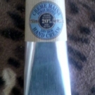 Swatch de chatte : Crème Mains Karité, L'Occitane