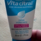 Swatch de chatte : Crème hydratante pour les mains, Vita citral