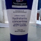 Swatch de chatte : Crème mains concentrée, Neutrogena