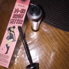 Swatch de Cath60 : Gimme brow - Le mascara pour sourcils, Benefit Cosmetics