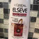 Swatch de sophie69400 : Shampooing Reconstructeur- Elsève Total Repair Extrême, L'Oréal Paris