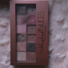 Swatch de sophie69400 : Palette ombre à paupières The Nudes, Maybelline New York