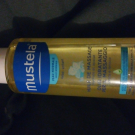 Swatch de sophie69400 : Huile de massage, Mustela