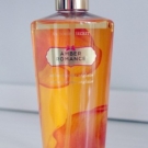 Swatch de Stef60180 : Brume corporelle Passion Struck, Victoria's secret