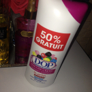 Swatch de Stef60180 : Douche crème douceurs d'enfance parfum haribo dragibus, Dop