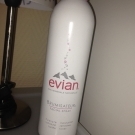 Swatch de Stef60180 : Brumisateur Eau Minérale Naturelle, Evian