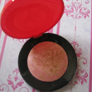 Swatch de Hikari : Poudre illuminatrice #PinkMantra, Yves Rocher