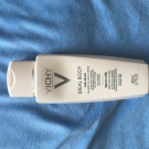 Swatch de Varduhi : Ideal Body Aqua Sorbet gel hydratant pour le corps, Vichy