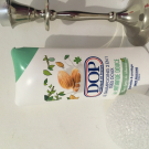 Swatch de Elo54 : Shampoing très Doux à l'Amande Douce, Dop