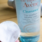 Swatch de Mzlle Valerie : Cleanance Eau Micellaire, Avène