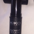 Swatch de Mzlle Valerie : Radiant Touch Creamy Stick Highlighter, Kiko