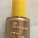Swatch de Mzlle Valerie : Vernis à Ongles - Luminelle, Yves Rocher