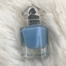 Swatch de Ju Lou : La Petite Robe Noire - Le Vernis Délicieusement Brillant, Guerlain