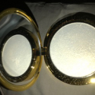 Swatch de Emy1978 : Metal Crush Extreme Highlighter Palette - Palette d'enlumineurs, Kat Von D