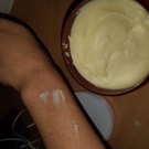 Swatch de Melow : Beurre de karité, Aroma-Zone