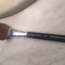 Swatch de Clairoush : Pinceau Blush, Yves Rocher