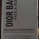 Swatch de Tamilachi : Dior Backstage Face & Body Foundation - Fond de teint Visage & Corps, Dior