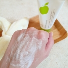 Swatch de lejournaldelizou : Apple seed cleansing froam, Innisfree
