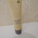 Swatch de Irys : Fond de teint crème, Eye Care