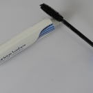 Swatch de Irys : Luxurious Lashes Waterproof Mascara - Mascara résistant à l'eau, Kiko