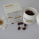 Swatch de Irys : Oenobiol Solaire Intensif, Oenobiol