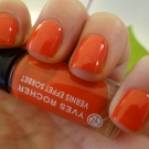 Swatch de Irys : Kit de vernis à ongles POP'EXOTIC - Edition limitée Pop'Exotic, Yves Rocher