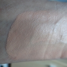 Swatch de Irys : Hydratant Teinté Protecteur Anti-imperfections, Mixa