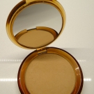 Swatch de Irys : Poudre Compacte Bronzante, Orlane