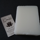 Swatch de Irys : Savon ayurvédique, Loren Kadi