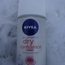 Swatch de Irys : Déo Bille Dry Comfort, Nivea