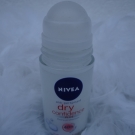 Swatch de Irys : Déo Bille Dry Comfort, Nivea
