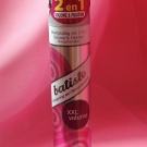 Swatch de Irys : Shampoing Sec Volume XXL, Batiste