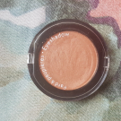 Swatch de PicMa : Fard à paupières couleur végétale, Yves Rocher